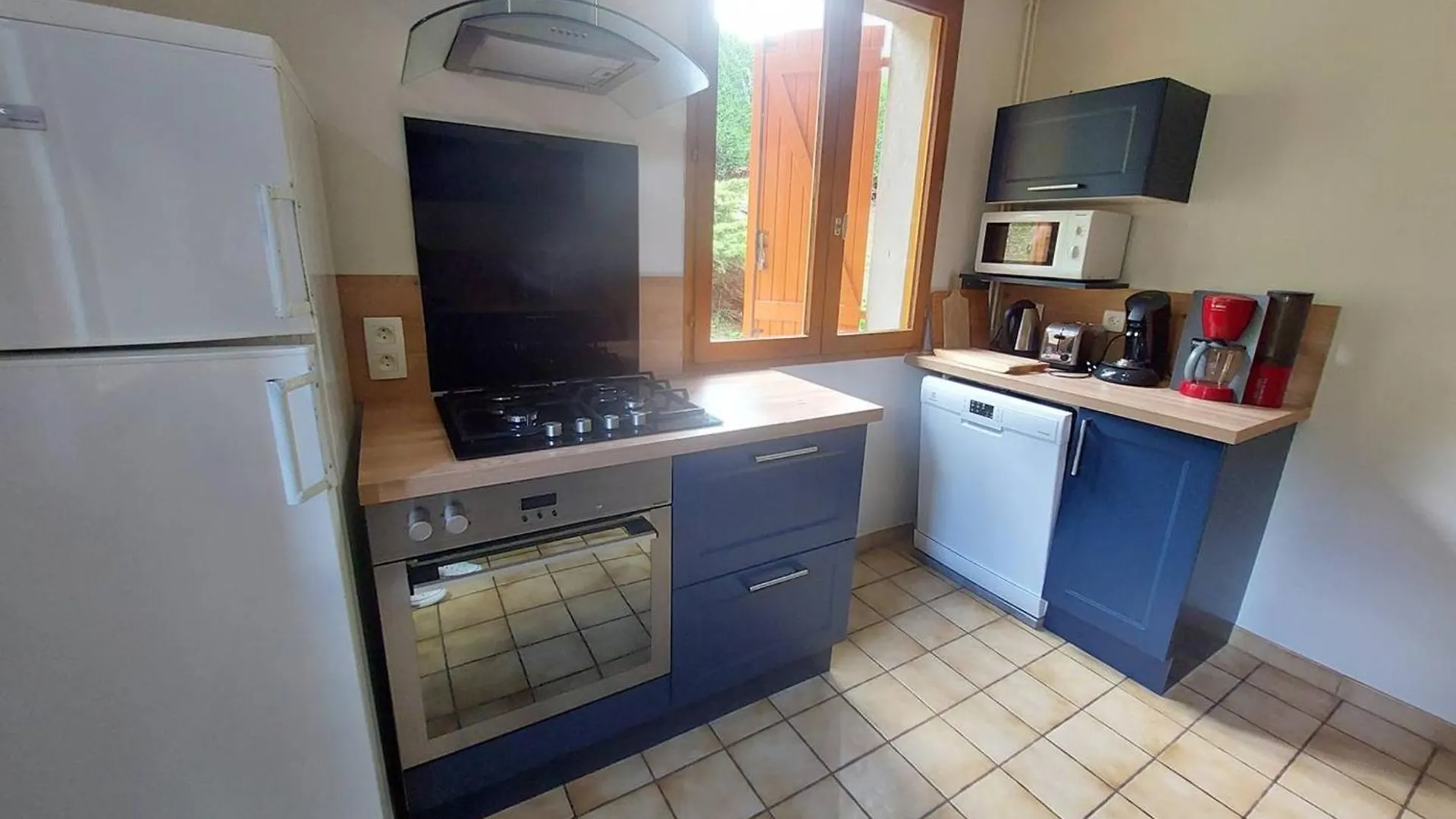 Maison Spacieuse A Cauterets : 4 Chambres, Garage, Sans Animaux - Fr-1-812-102 Holiday home