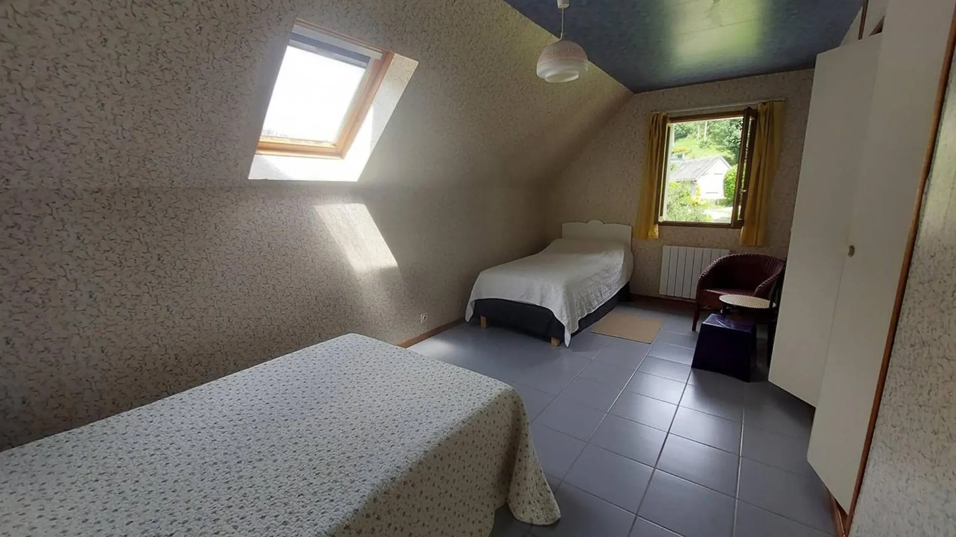 Holiday home Maison Spacieuse A Cauterets : 4 Chambres, Garage, Sans Animaux - Fr-1-812-102
