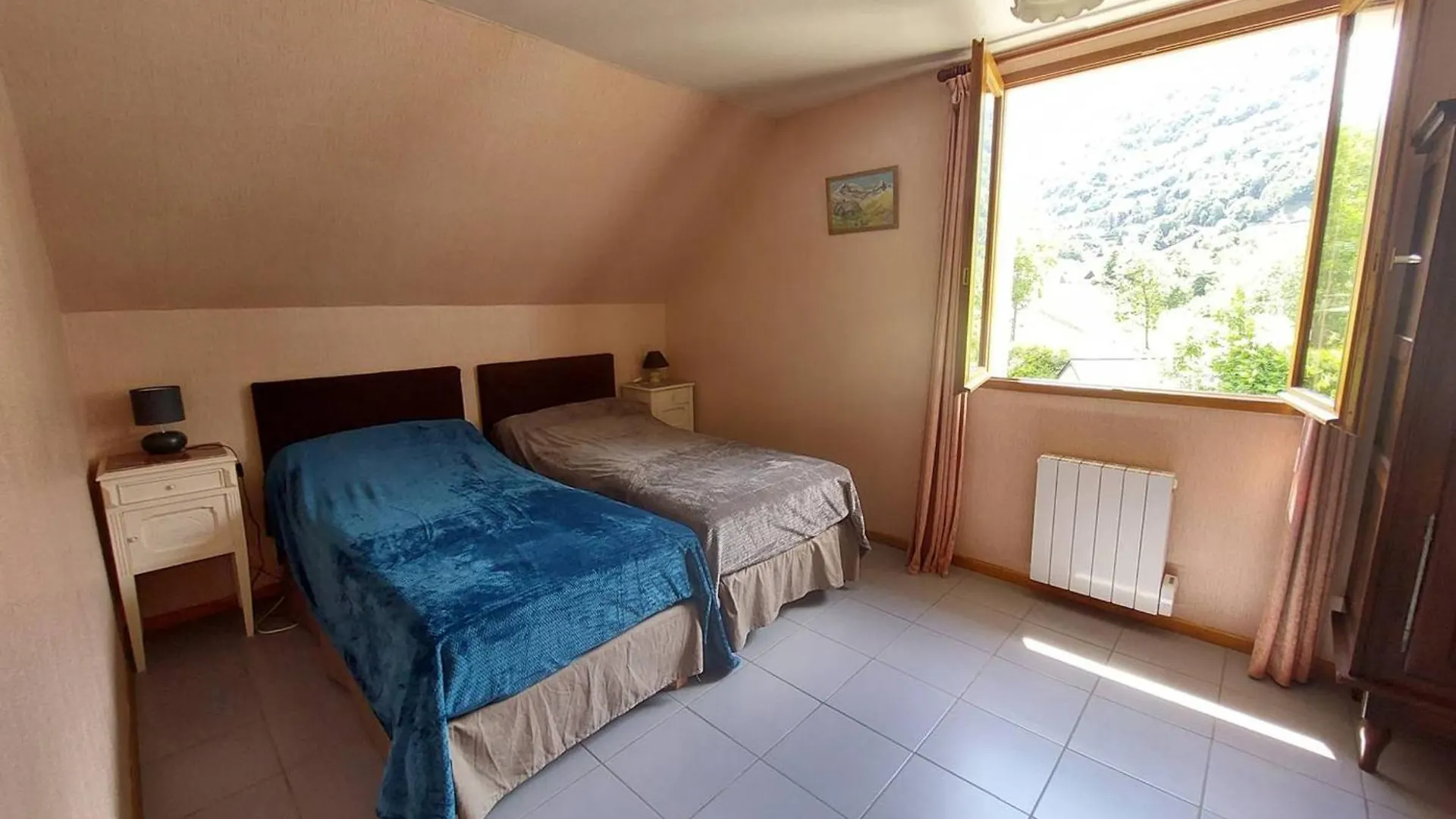 Maison Spacieuse A Cauterets : 4 Chambres, Garage, Sans Animaux - Fr-1-812-102 0*,